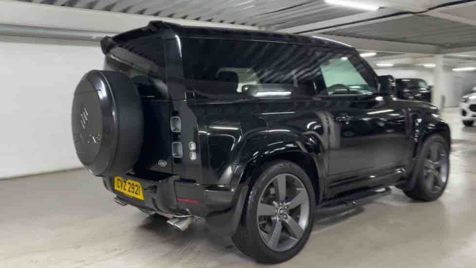 More views of Land Rover Defender 90
