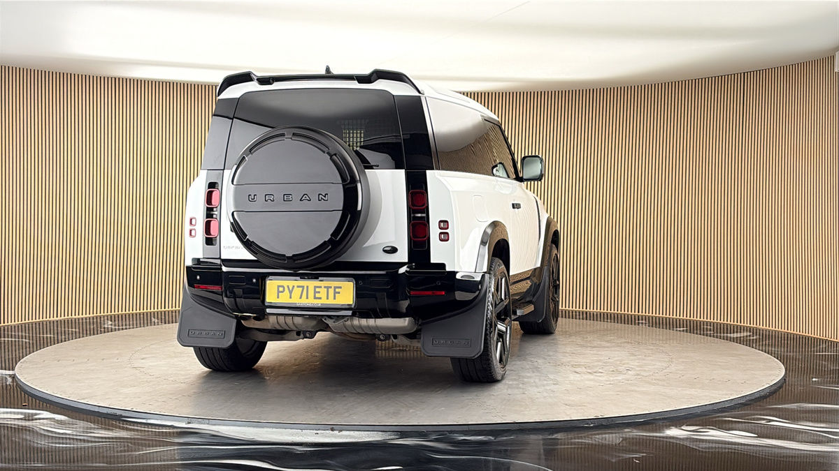 More views of Land Rover Defender 90