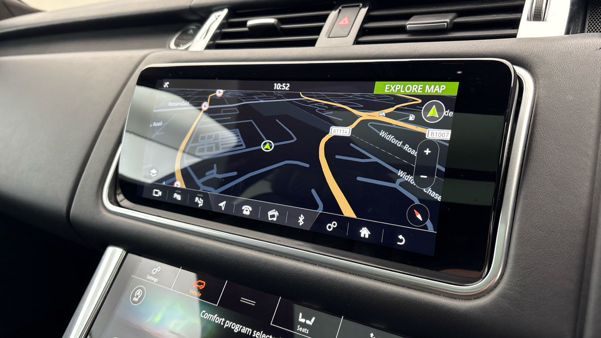 Land Rover Range Rover Sport Image 17