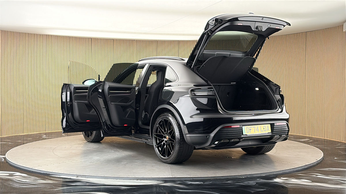 Porsche Macan Image 23