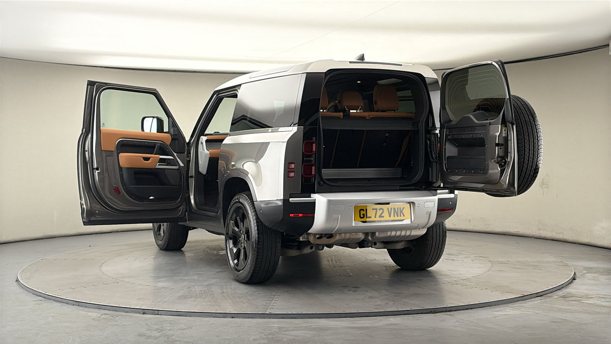 More views of Land Rover Defender 90