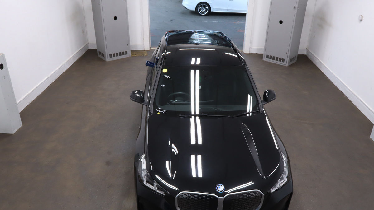 BMW iX1 Image 7