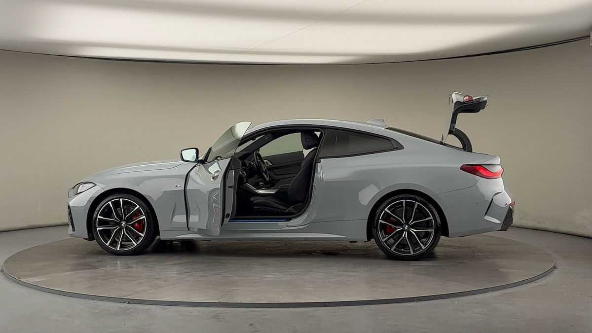 More views of BMW 4 Series