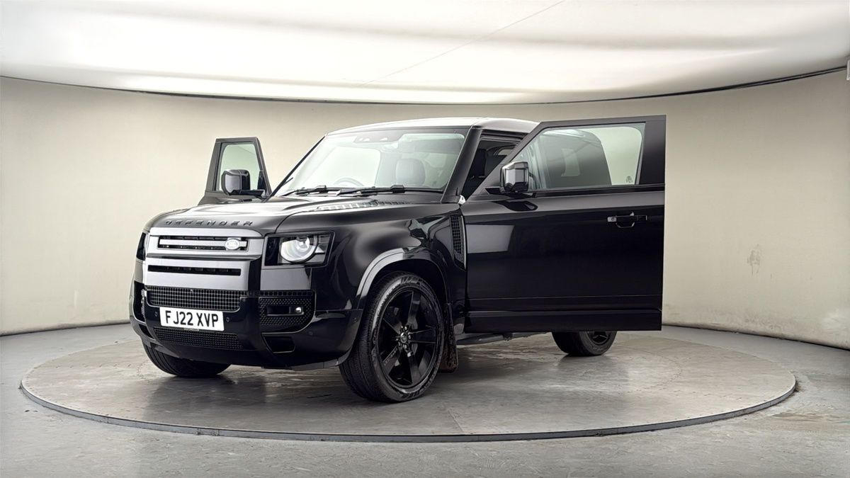 More views of Land Rover Defender 90