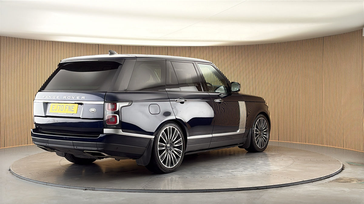 More views of Land Rover Range Rover