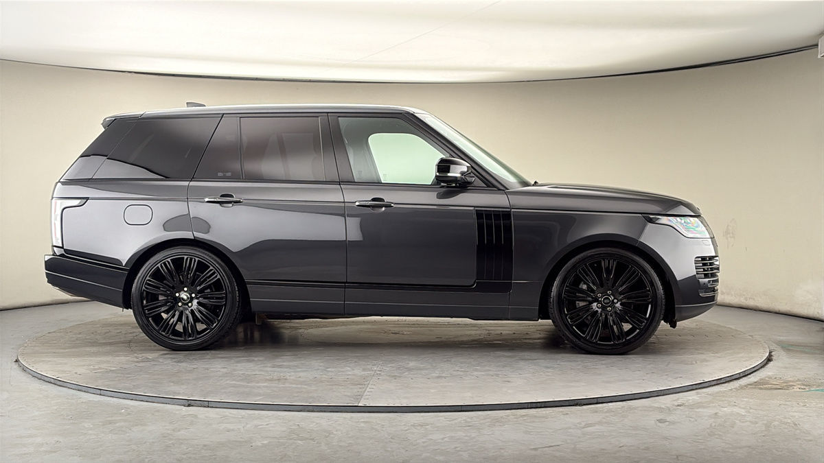 More views of Land Rover Range Rover