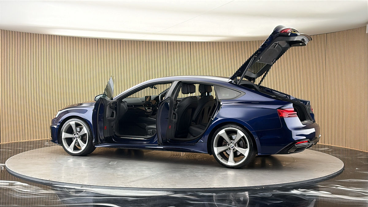 More views of Audi A5