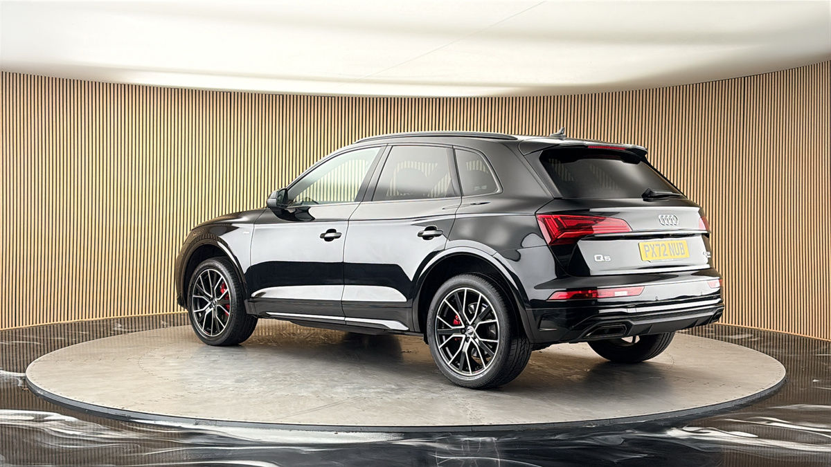 More views of Audi Q5