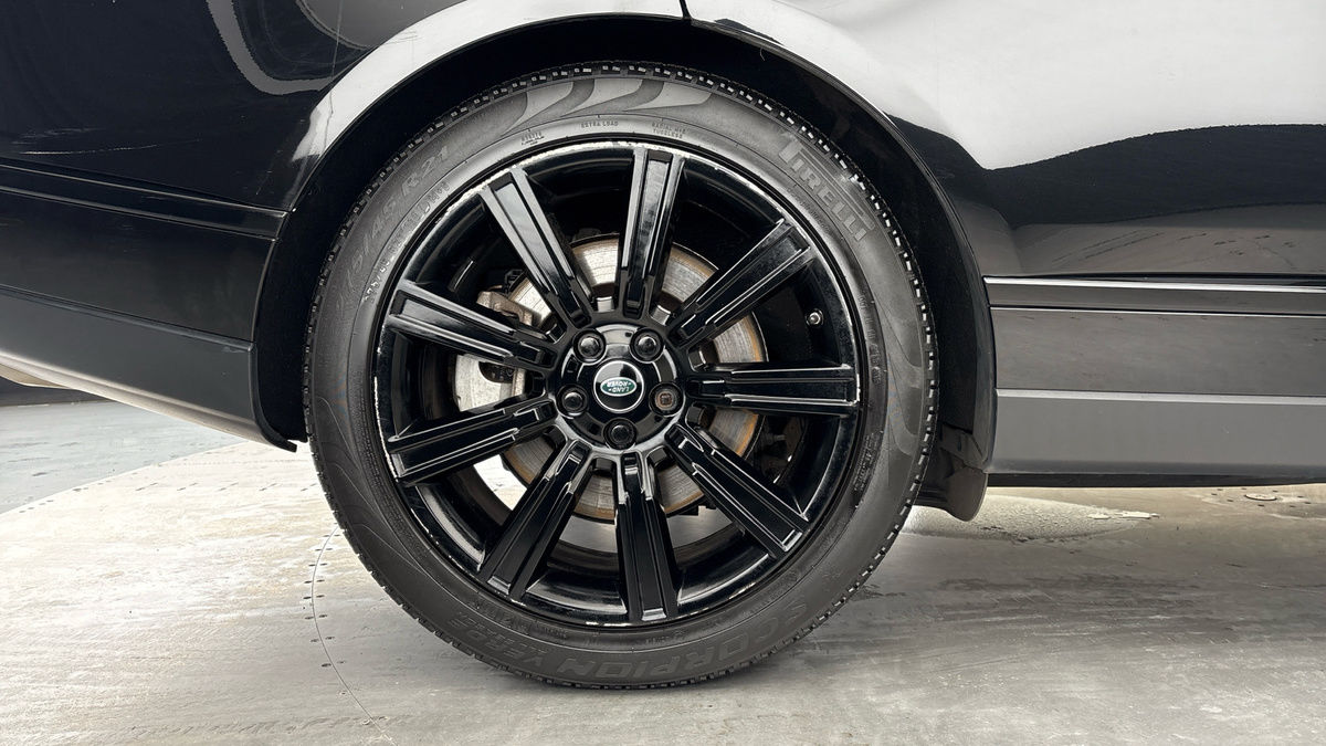 Land Rover Range Rover Image 10