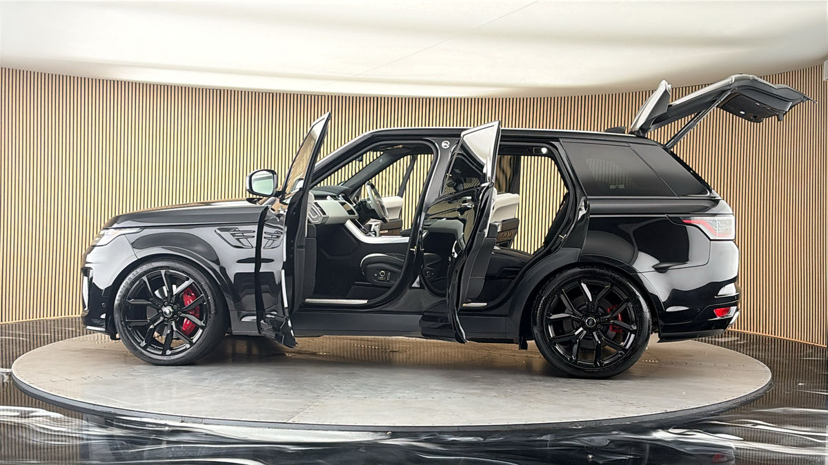 More views of Land Rover Range Rover Sport