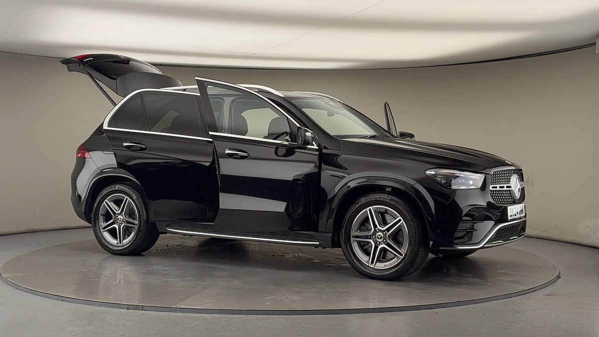 More views of Mercedes-Benz GLE