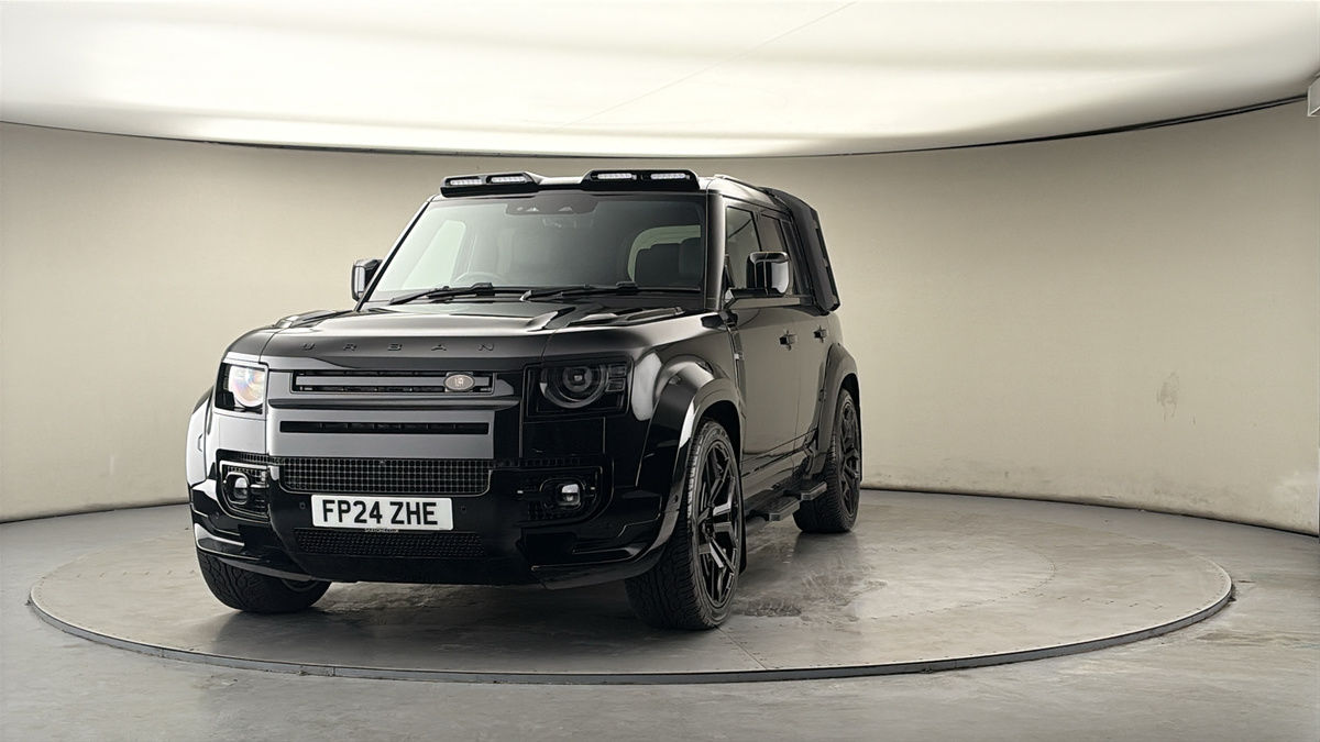 More views of Land Rover Defender 110