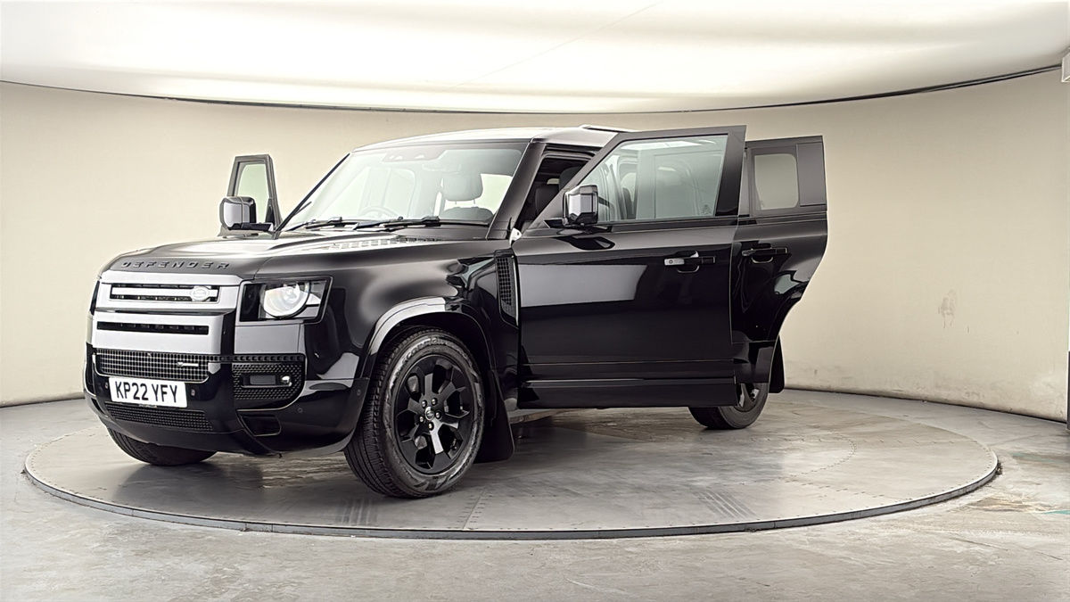 More views of Land Rover Defender 110