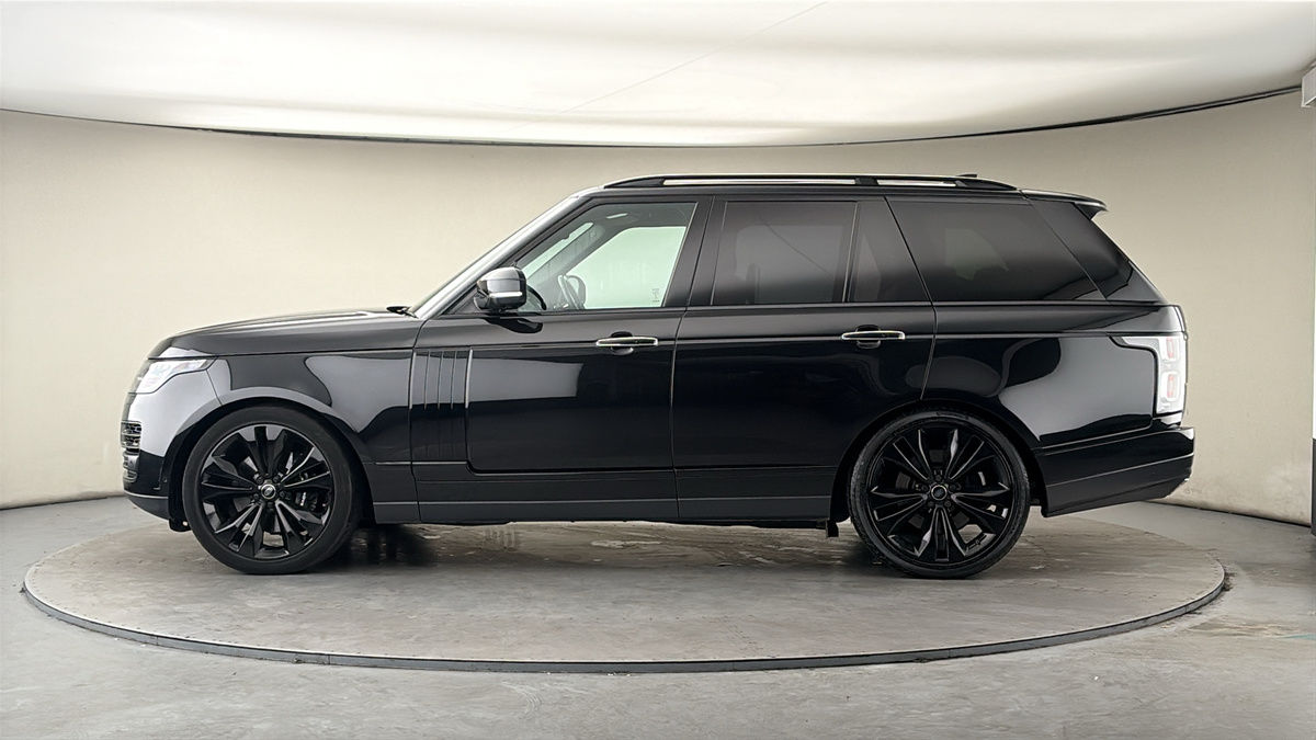 More views of Land Rover Range Rover