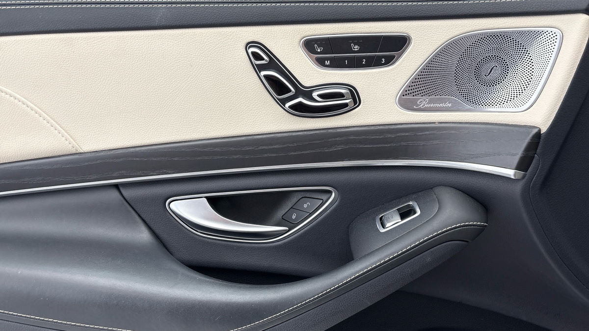Mercedes-Benz S Class Image 19