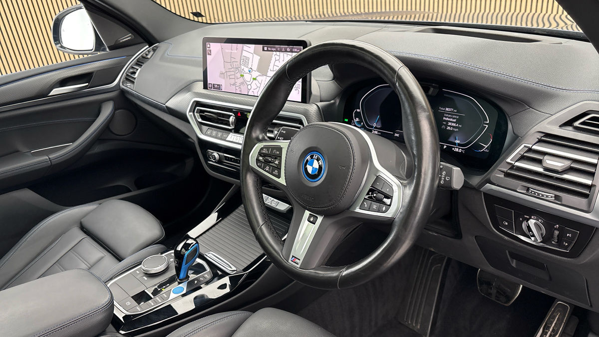 BMW iX3 Image 5