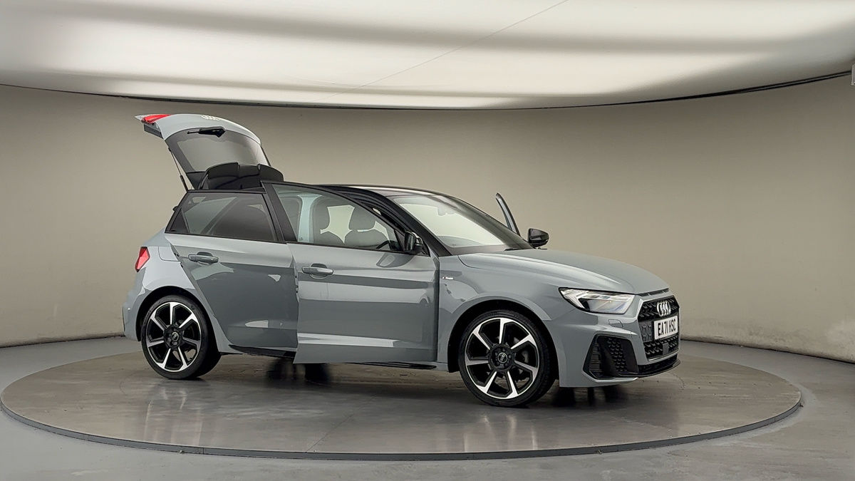 More views of Audi A1