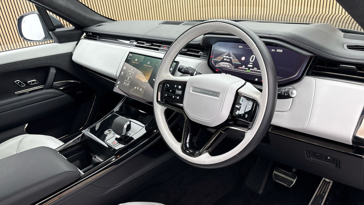 Land Rover Range Rover Sport Image 5