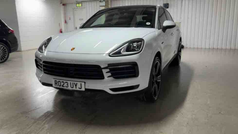More views of Porsche Cayenne