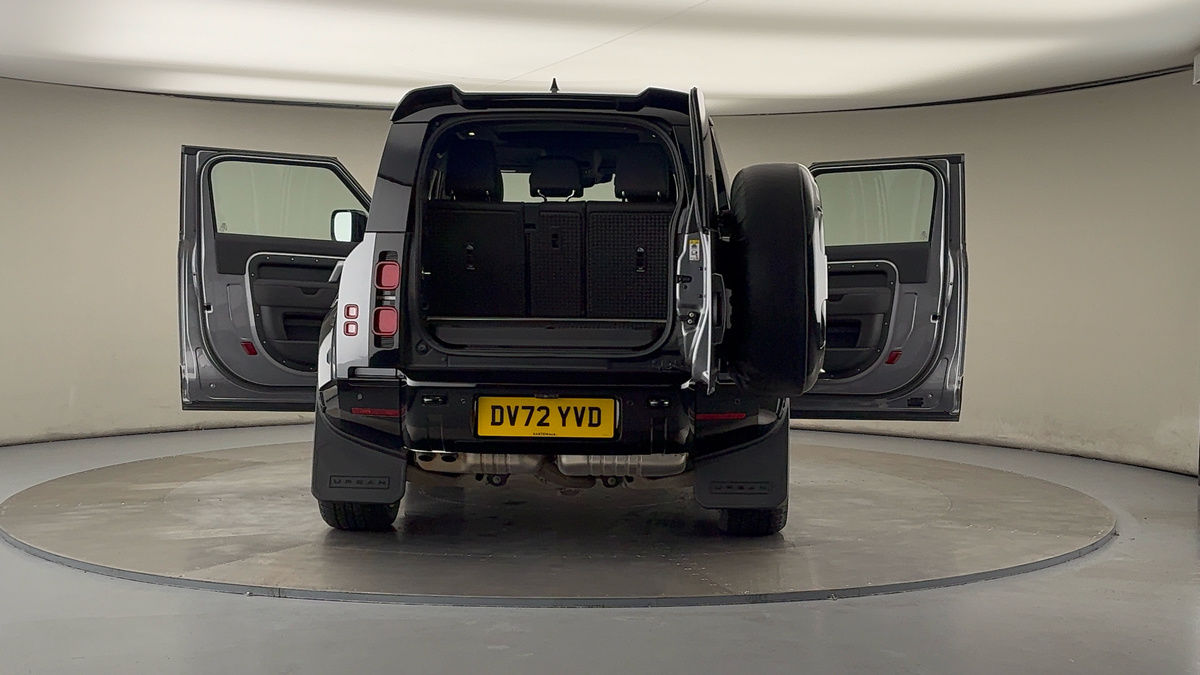More views of Land Rover Defender 90