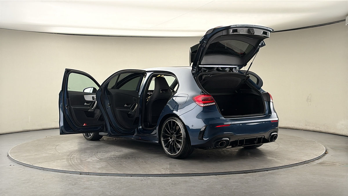 Mercedes-Benz A Class Image 23