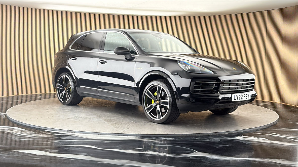 More views of Porsche Cayenne