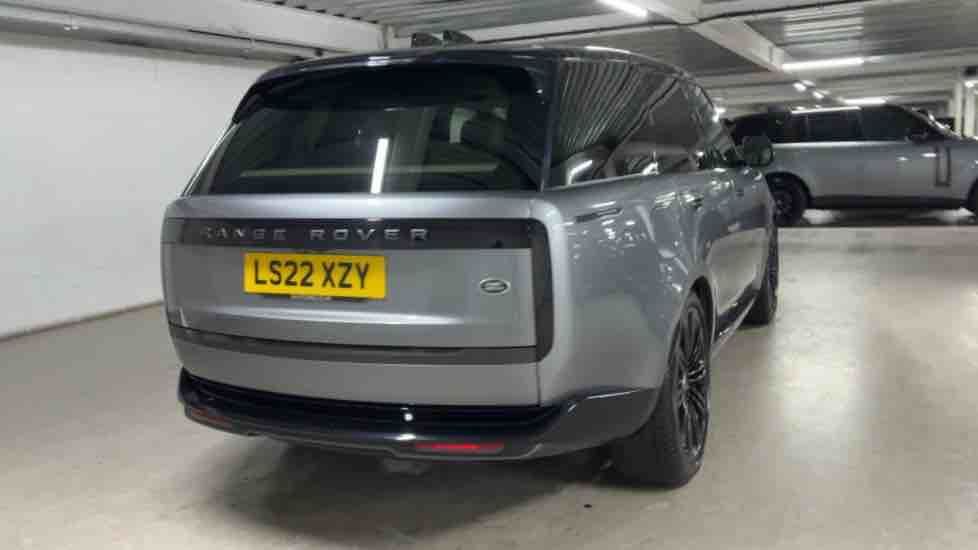 More views of Land Rover Range Rover