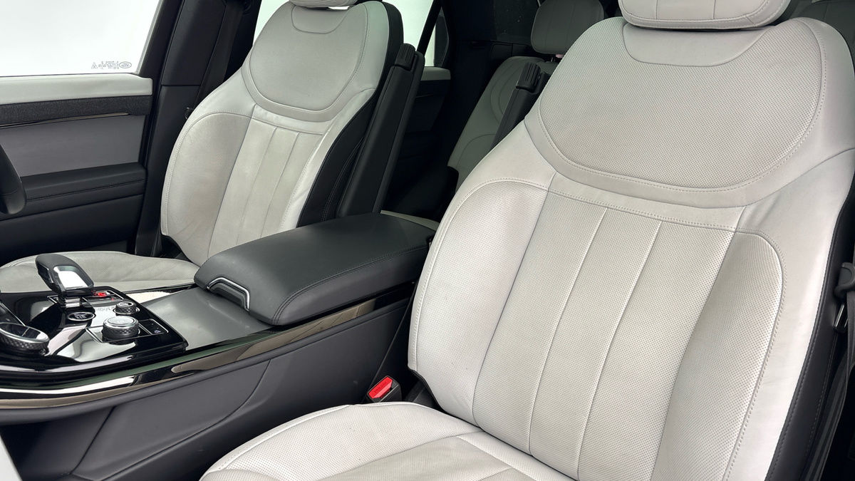 Land Rover Range Rover Sport Image 7