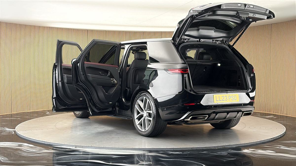 Land Rover Range Rover Sport Image 23