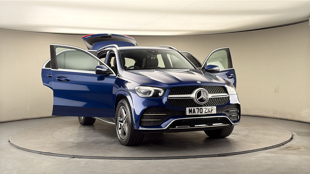 More views of Mercedes-Benz GLE