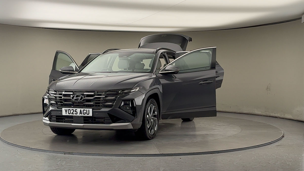 More views of Hyundai TUCSONix35