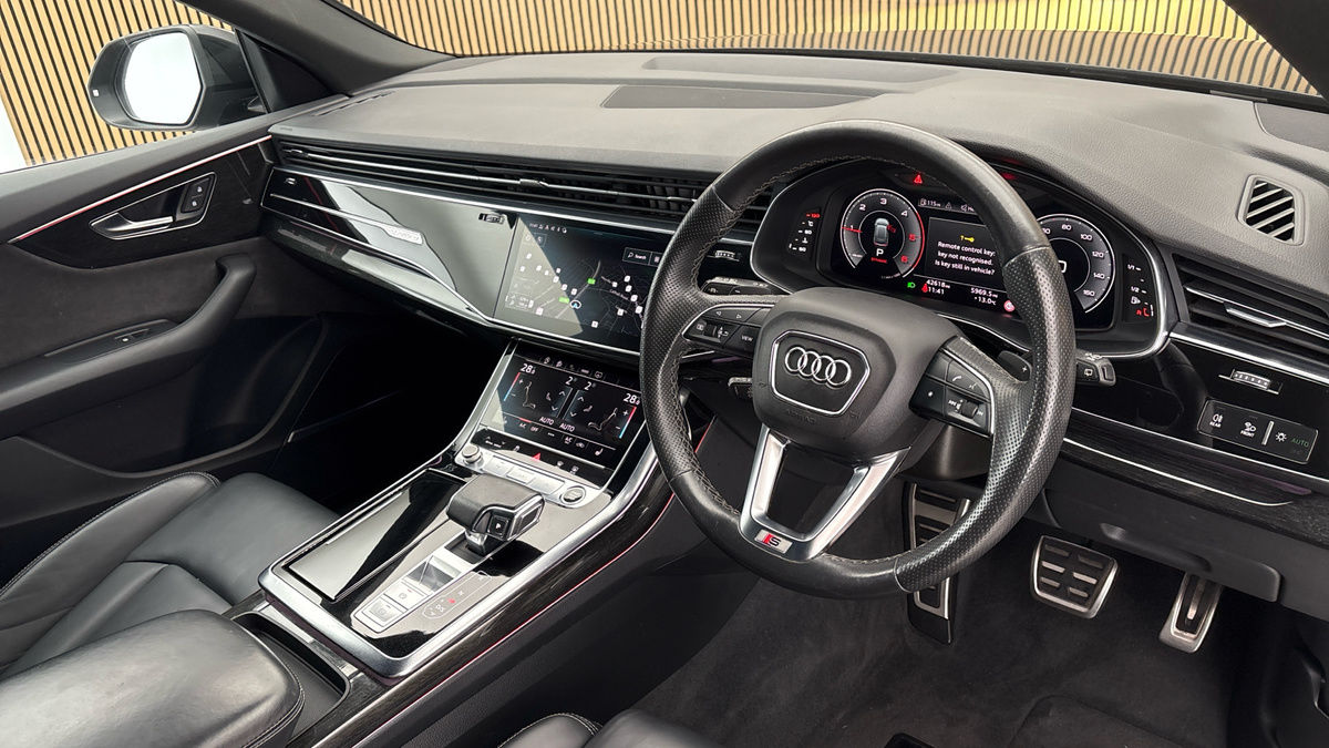 Audi Q8 Image 5