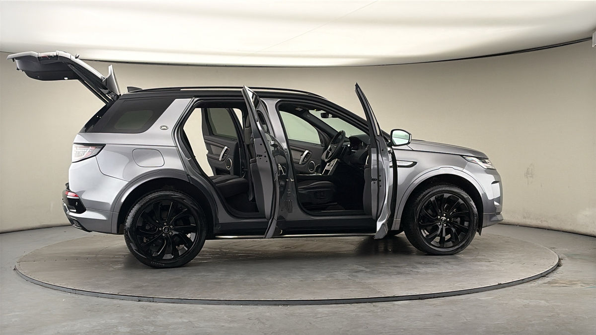 More views of Land Rover Discovery Sport