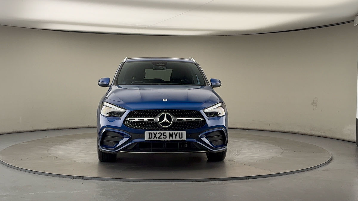 More views of Mercedes-Benz GLA