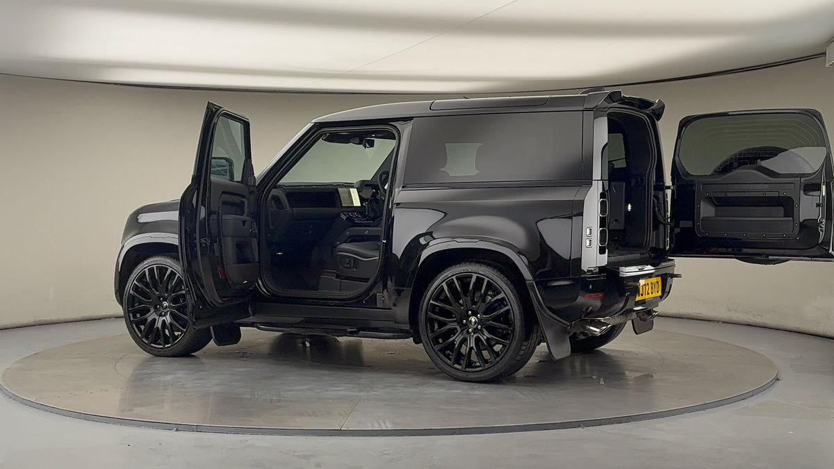 More views of Land Rover Defender 90