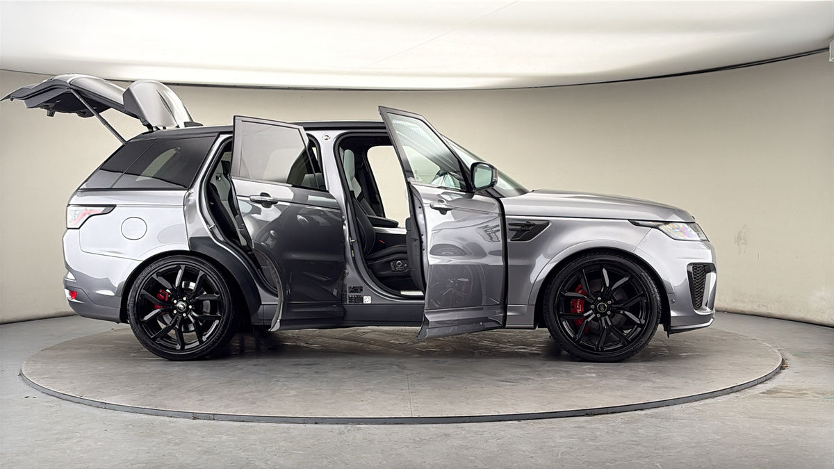 More views of Land Rover Range Rover Sport