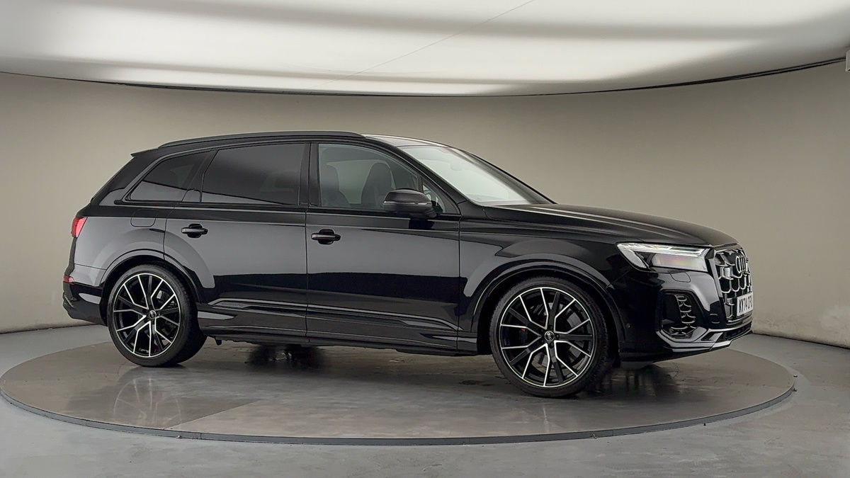 More views of Audi SQ7