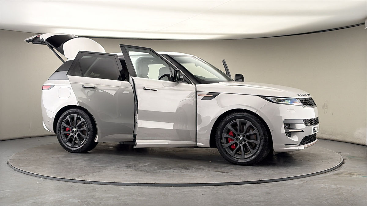 More views of Land Rover Range Rover Sport