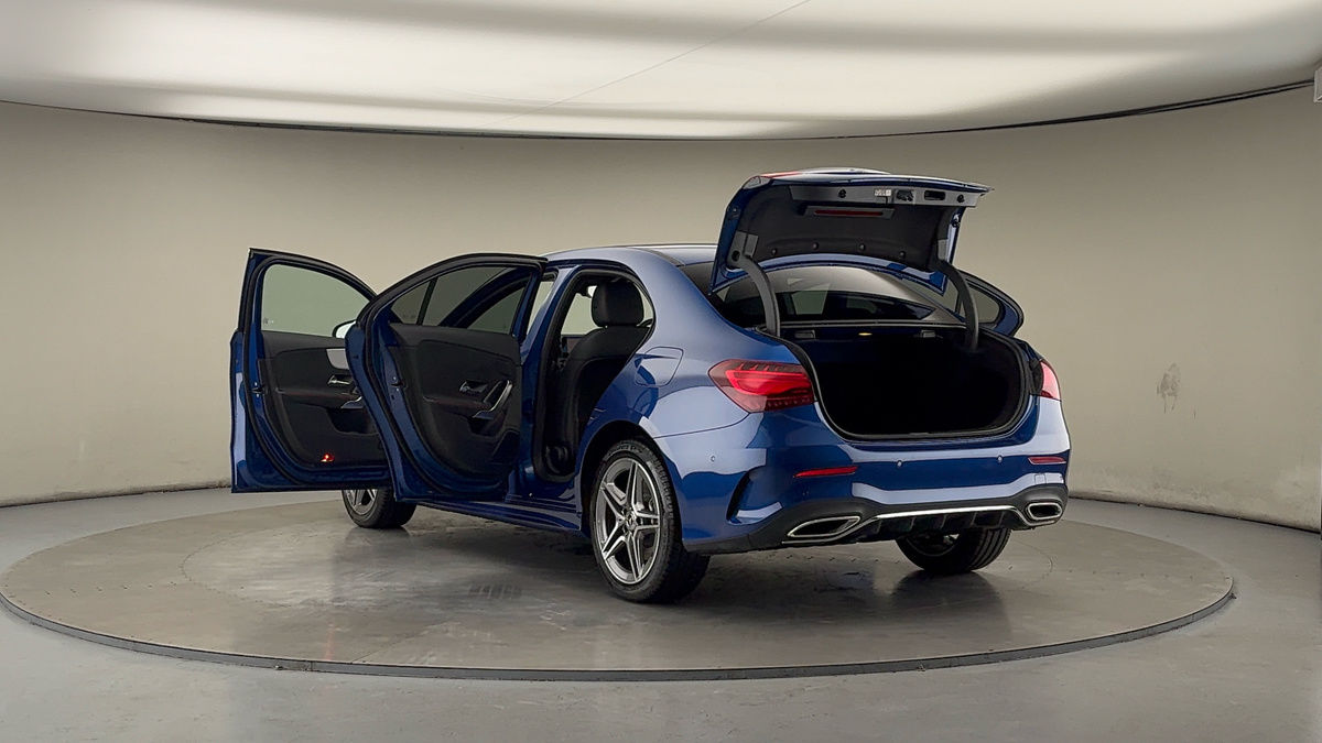 Mercedes-Benz A Class Image 23