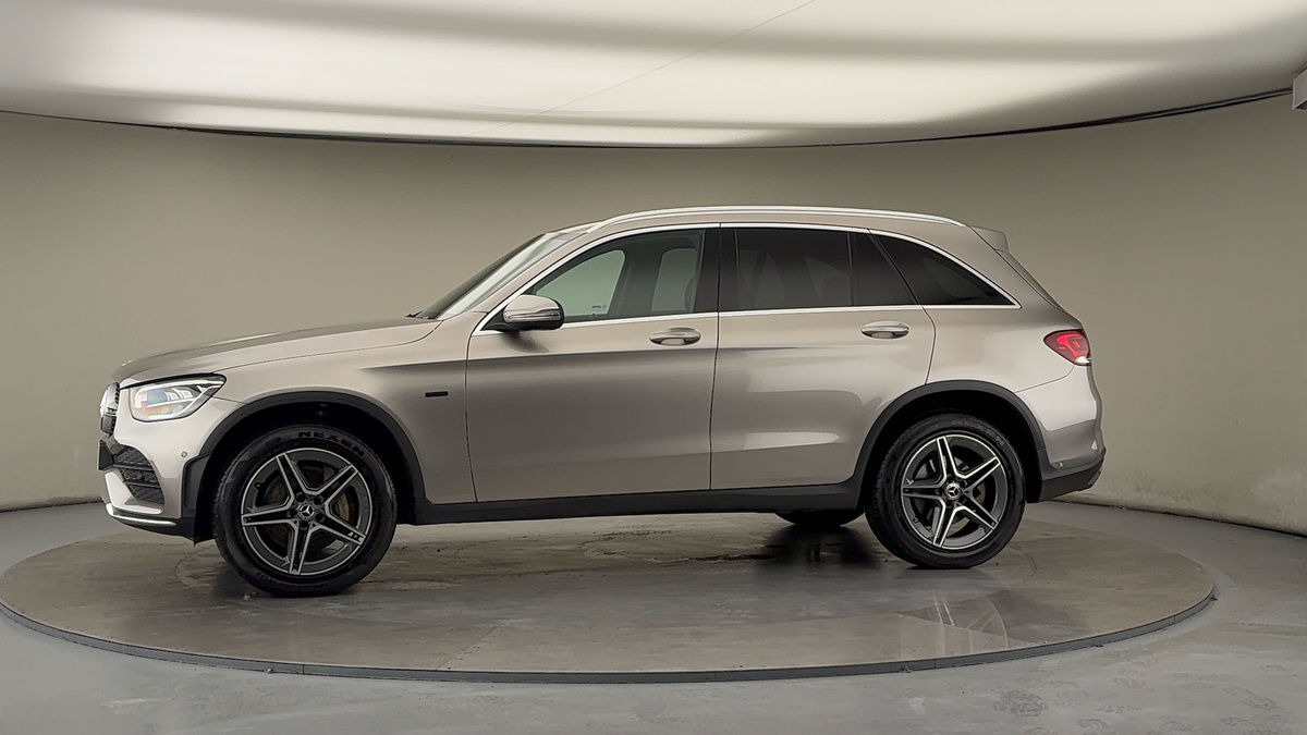 More views of Mercedes-Benz GLC