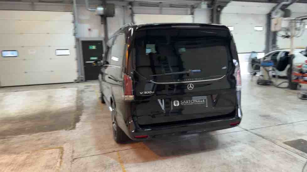 More views of Mercedes-Benz V Class