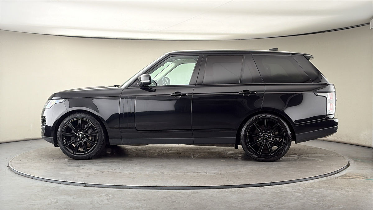 More views of Land Rover Range Rover