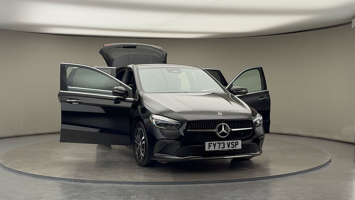 More views of Mercedes-Benz B Class
