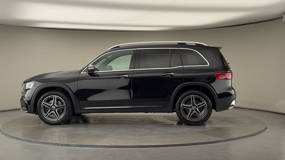 More views of Mercedes-Benz GLB