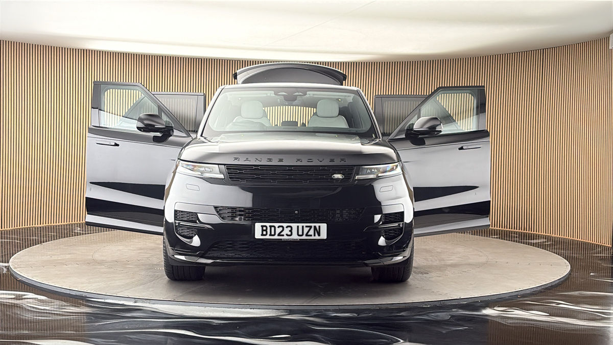 More views of Land Rover Range Rover Sport