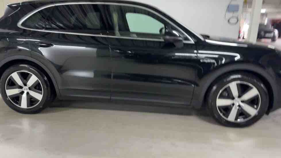 More views of Porsche Cayenne