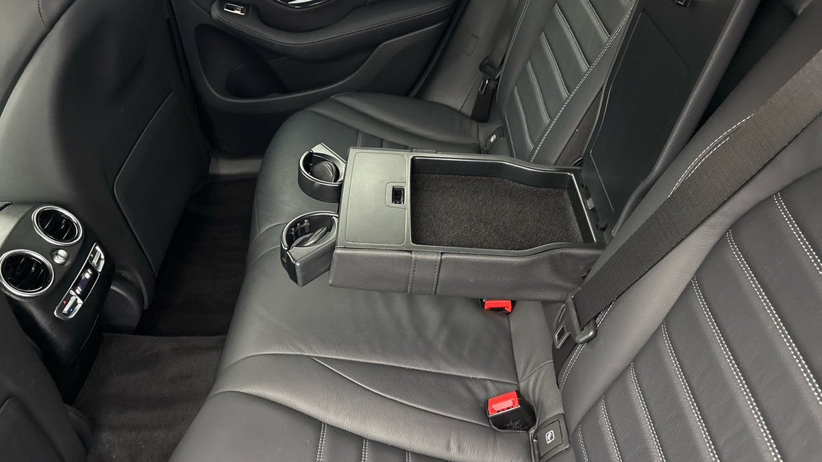 Mercedes-Benz GLC Image 9