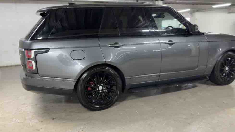 More views of Land Rover Range Rover