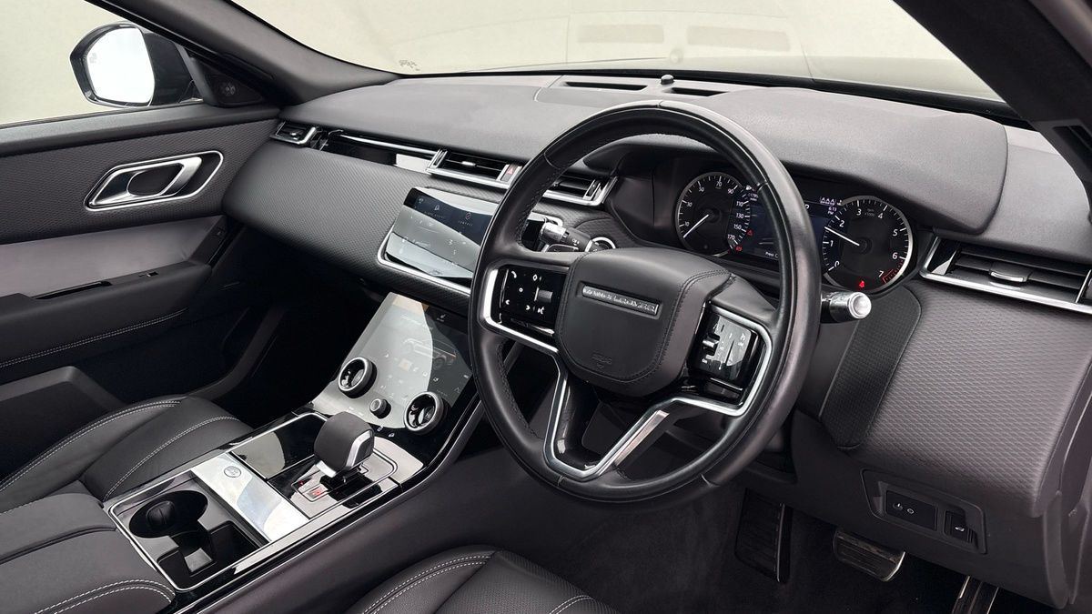 Land Rover Range Rover Velar Image 5