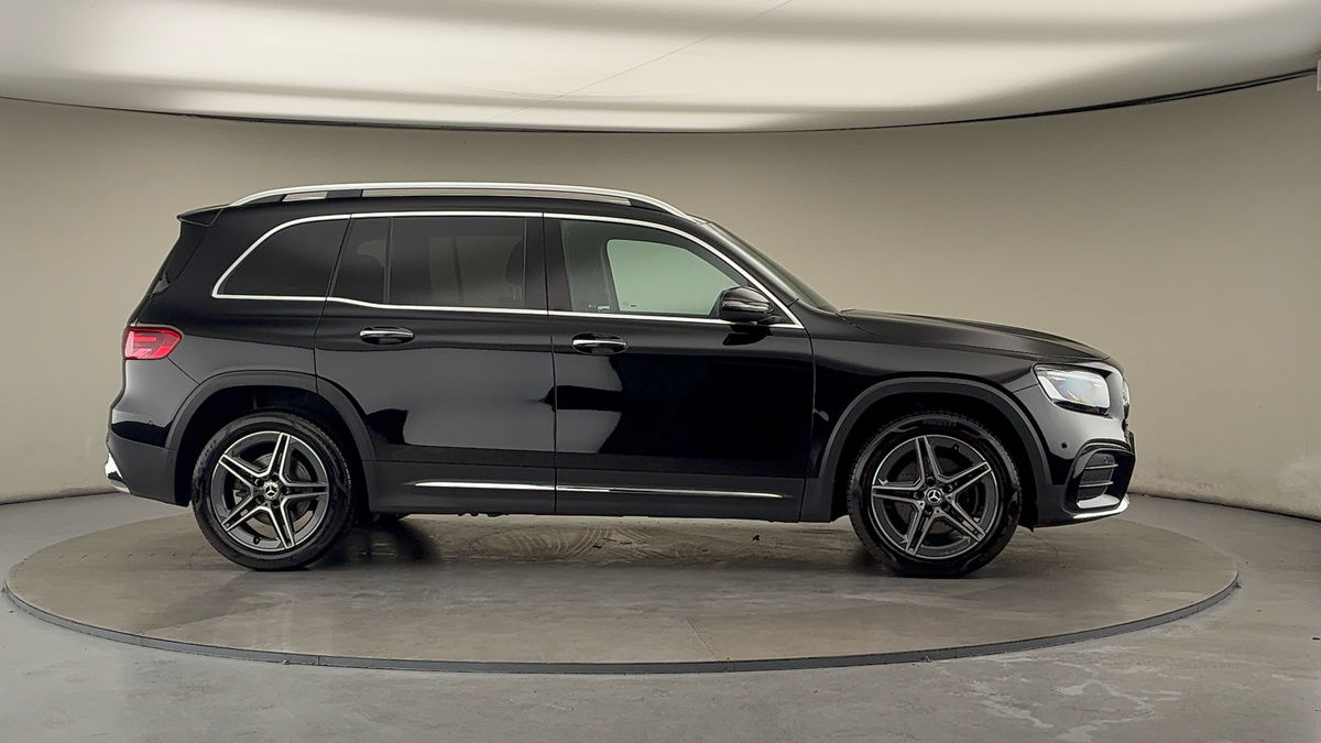 More views of Mercedes-Benz GLB